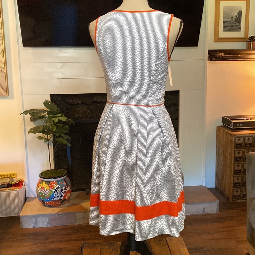 New seersucker sleeveless dress - Picture 4 of 11